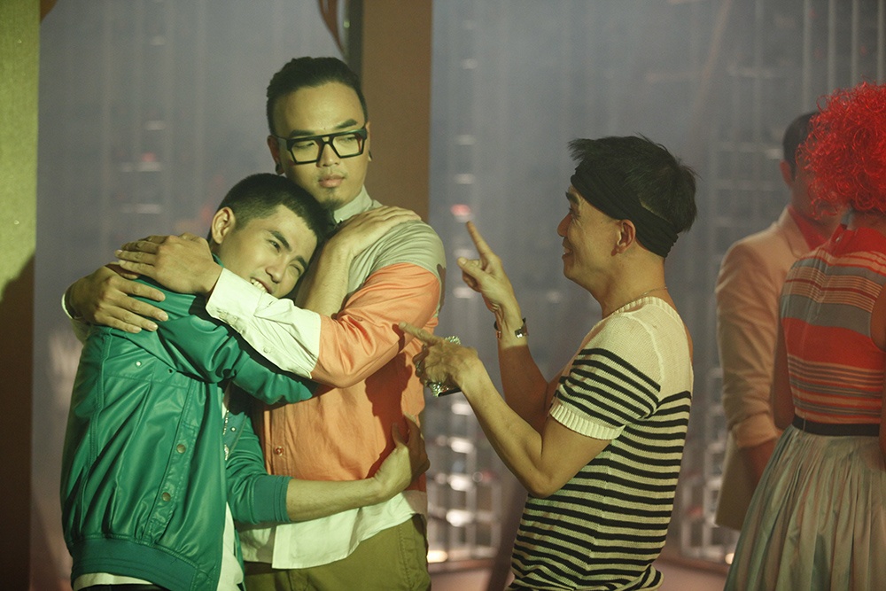 Ca khuc 'Forever Alone' - Will & Dung Ha hinh anh