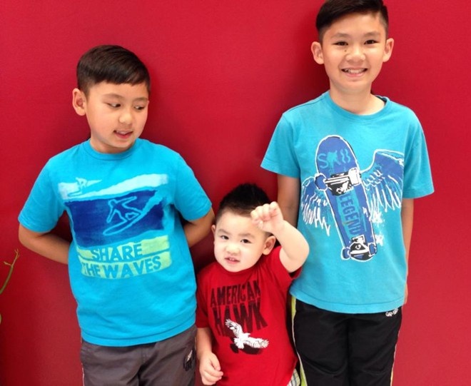 Hai cậu con trai lớn nhà Bằng Kiều - Bằng Phương (11 tuổi) và Bằng Anh (8 tuổi) - đều là những học sinh giỏi ở trường. 