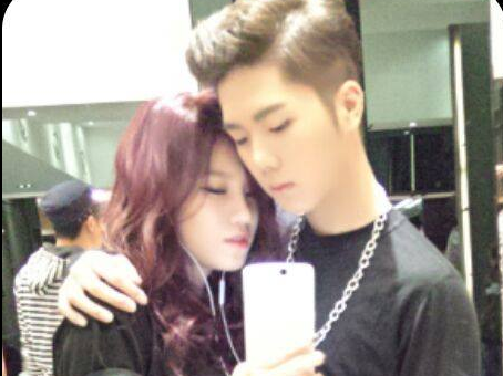 Thi sinh Ngoi sao Viet vuong nghi an yeu nhau hinh anh