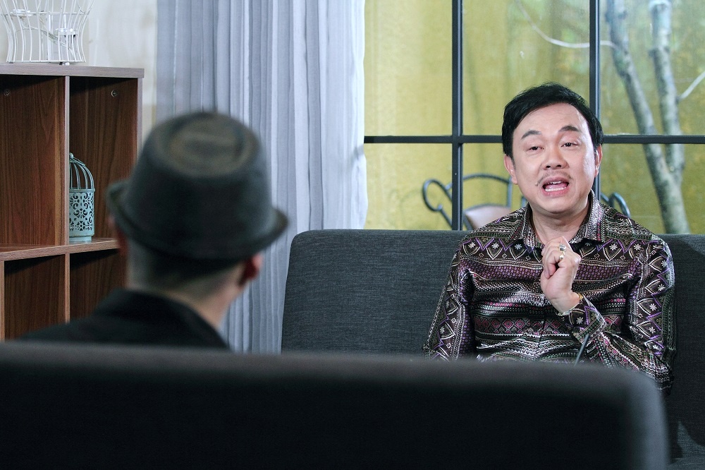 Trailer 'Lan dau toi ke' voi khach moi danh hai Chi Tai hinh anh