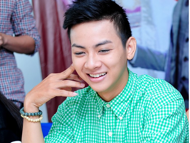 Hoai Lam: 'Toi biet yeu tu nam 8 tuoi' hinh anh