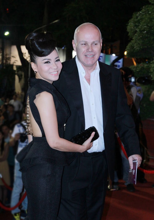 Cặp vợ chồng quyền lực Vbiz.