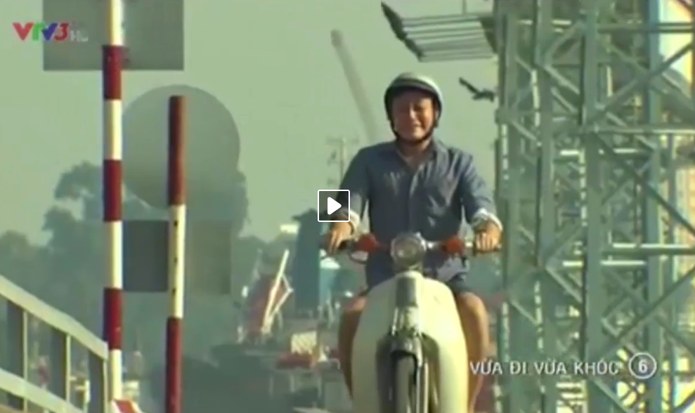 Hai Minh gian giua nuoc mat khi lan dau thay me hinh anh