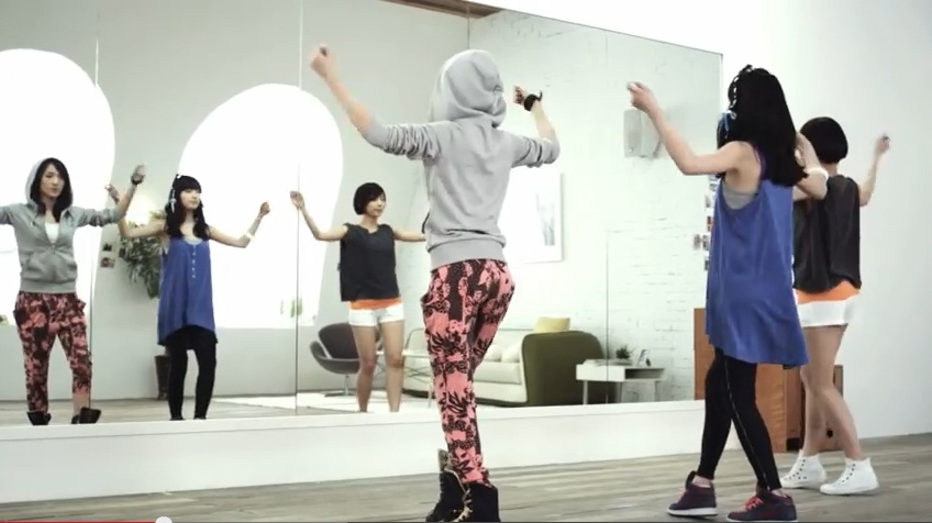 'Love again' - miss A hinh anh