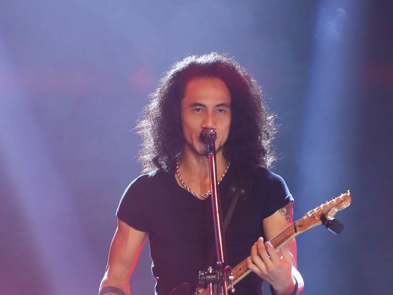 'Xin hay thu tha' - Pham Anh Khoa hinh anh