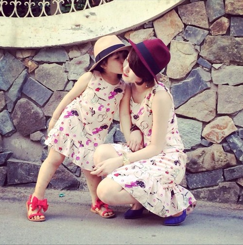 Là một cô chủ shop thời trang nên Mi Vân sở hữu gu thời trang rất nhạy bén.