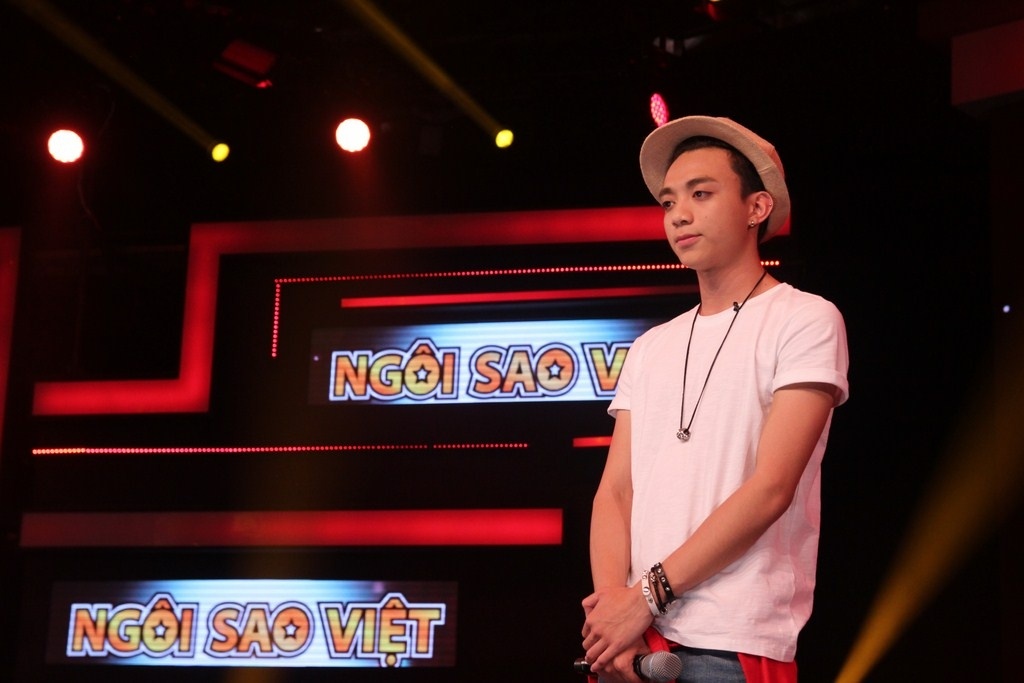 Phần trình diễn Nồng nàn Hà Nội (Nguyễn Đức Cường) của Hoàng Sơn cũng nhận được những điểm số cao chót vót. Sau hai phần thi ở tập 17, 18, Soobin chính là thí sinh có tổng điểm cao nhất trong top 6 và trở thành cái tên đầu tiên có mặt trong đêm chung kết. Nhà sản xuất Kim Jin Woo đánh giá Hoàng Sơn là thí sinh có phần trình diễn tốt nhất và khiến giám khảo này muốn đến Hà Nội. Tuy nhiên, những người cầm cân nảy mực cũng đánh giá, Sơn đã hát quá an toàn trong một phần thi đáng ra cần bùng nổ hơn.