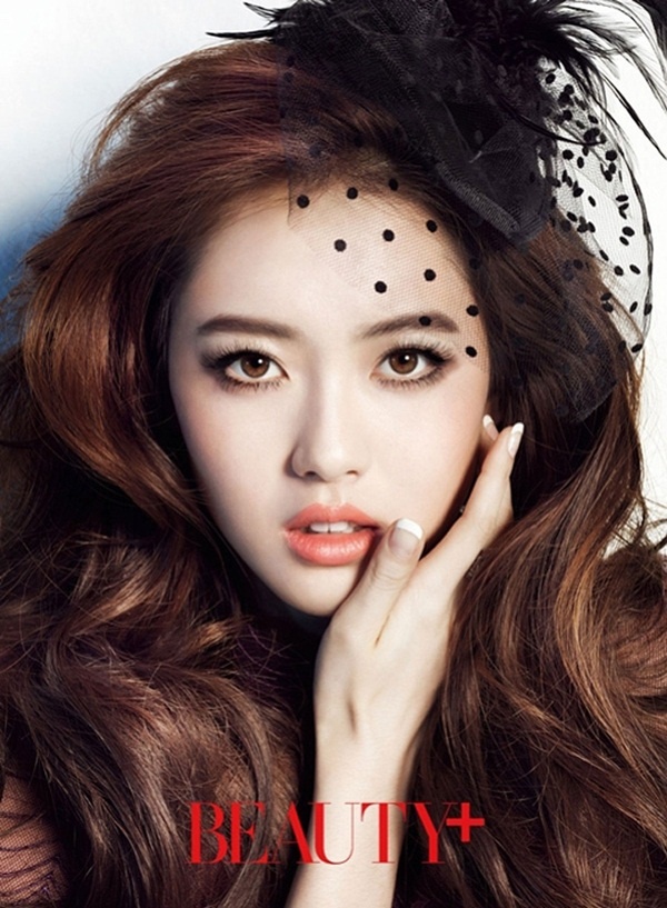 Go Ara là một trong những mỹ nhân Hàn sở hữu cặp lông mày quyến rũ.