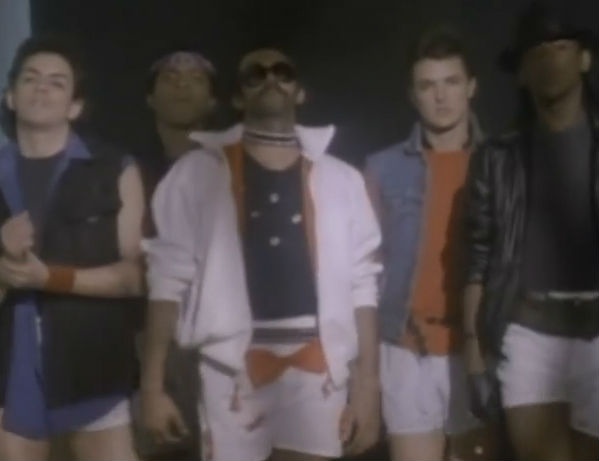 MV 'Eat it' an khach cua Yankovic hinh anh