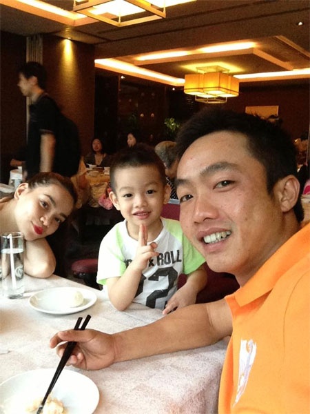 Hình ảnh hạnh phúc của gia đình Hồ Ngọc Hà khiến không ít người phải ghen tị.