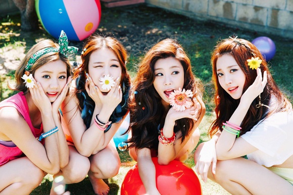 5 nhom nhac nu Kpop tung dinh 'nghi an' luc duc noi bo hinh anh