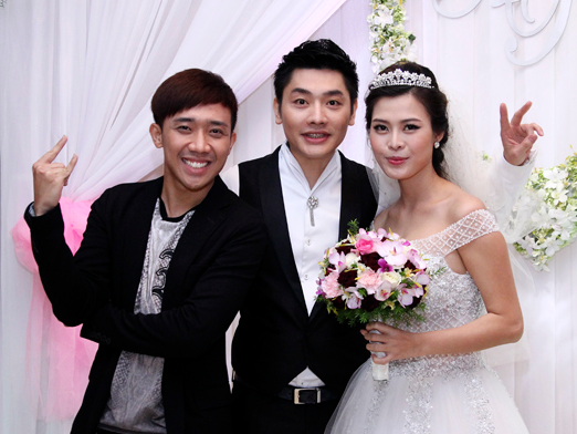 Tran Thanh nhi nhanh toi du dam cuoi En vang 2008 hinh anh