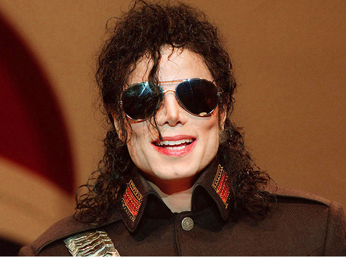 MV moi cua Michael Jackson phat hanh tren Twitter hinh anh