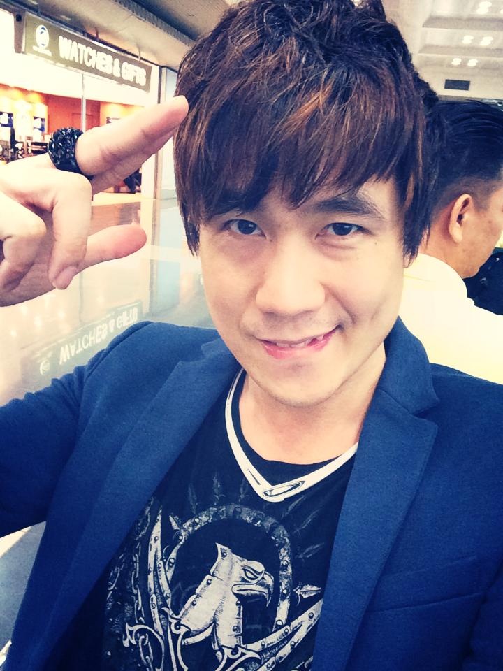 Ca sĩ Khánh Phương.
