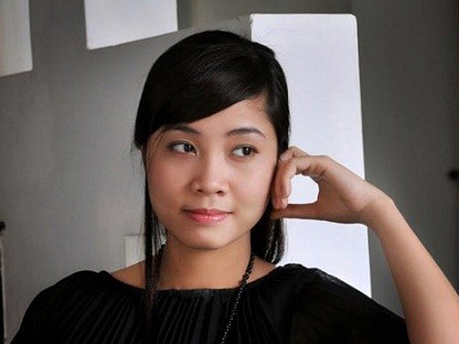 Ap luc it nguoi biet cua MC thoi su giong Hue hinh anh