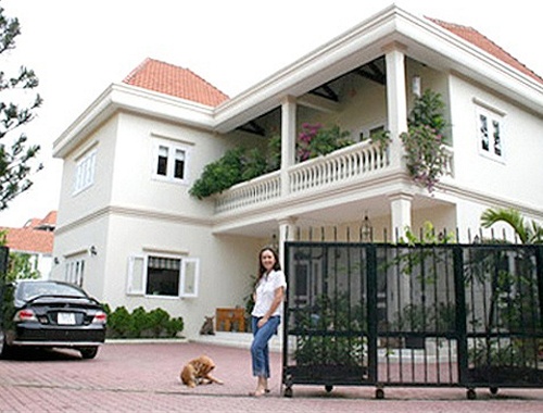 Biet thu trieu do xa hoa cua dien vien Diem My hinh anh