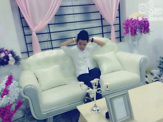 Vẻ đẹp lịch lãm như một thanh niên thực thụ.