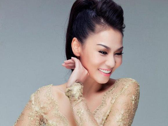 4 phien ban Viet dinh dam cua sao the gioi hinh anh