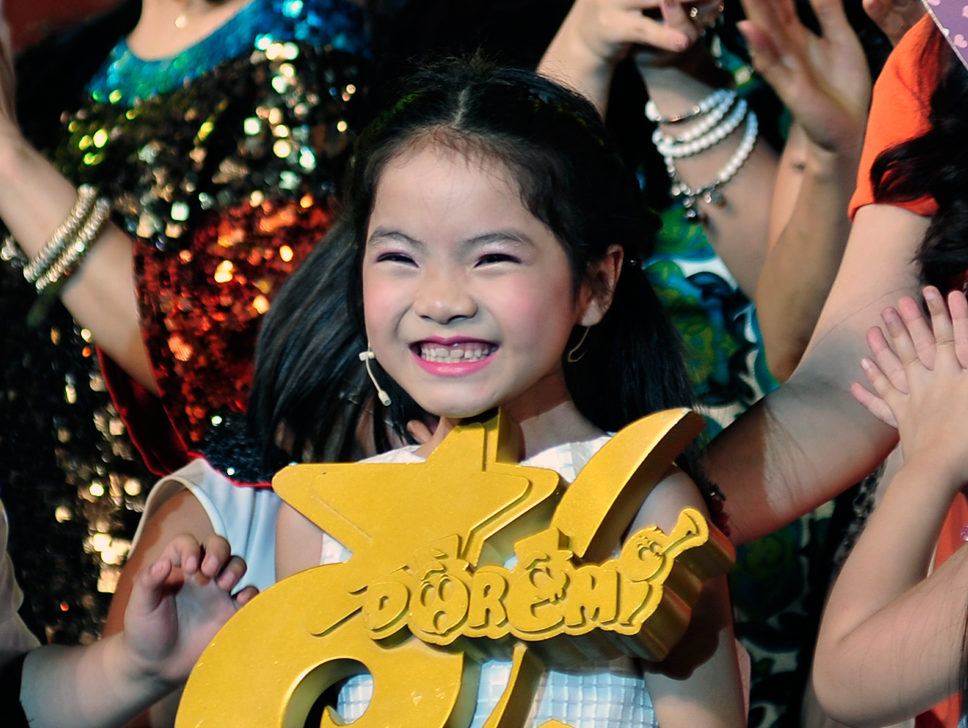 Co be rang sun Thu An dang quang Do Re Mi 2014 hinh anh