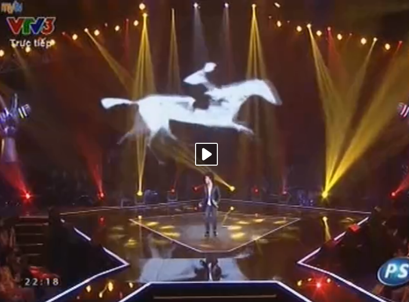 Hoang Anh toc xu bo doan hon trong 'Ngua o thuong nho' hinh anh