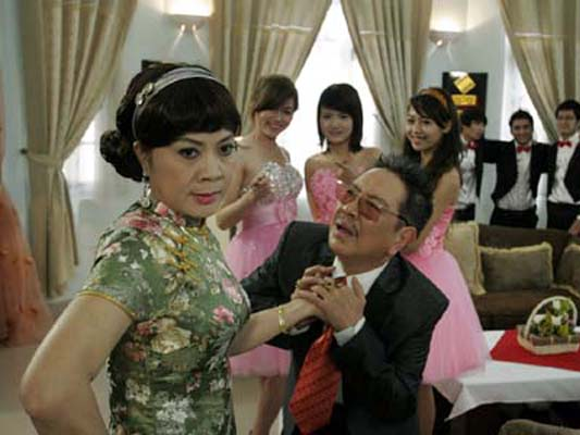 Huong Dung 'Chay an' va cu soc vo no hinh anh