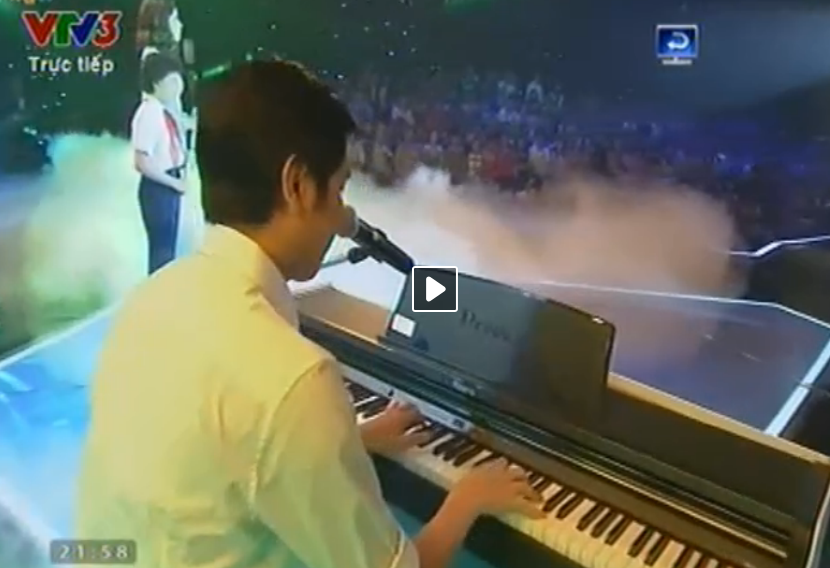 Hoang Anh ket hop voi hai HLV Giang - Ho hinh anh