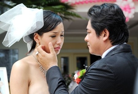 7 cap doi chenh lech hang chuc tuoi cua man anh Viet hinh anh