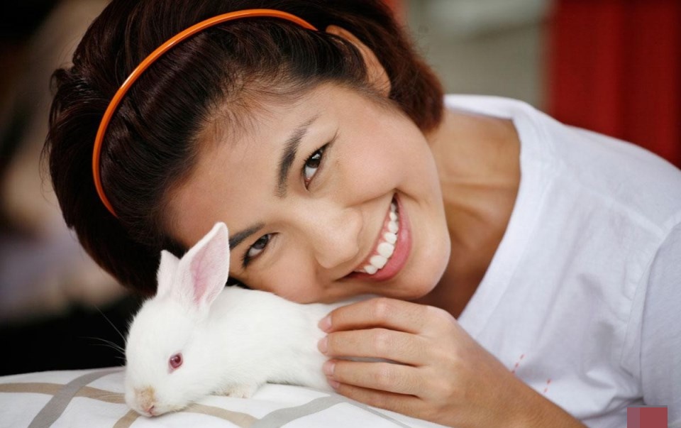 Do sac dan ngoc nu man anh cua Dong Nam A hinh anh