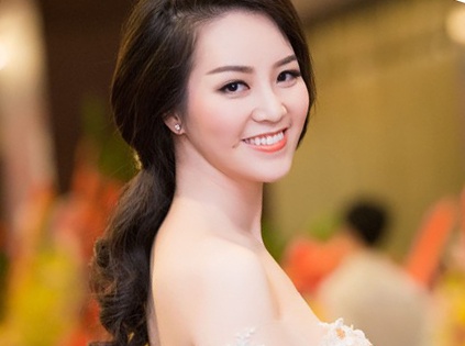BTV Thuy Van: 'Ngoc Trinh con hieu toi hon chong' hinh anh