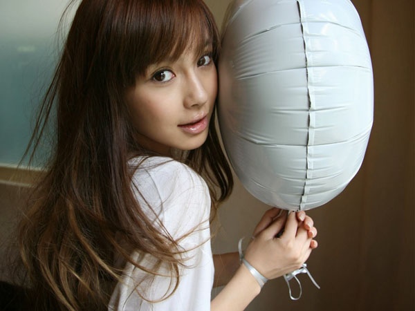 Xếp cuối cùng trong danh sách là Angelababy. Dù luôn bị gắn với danh hiệu 