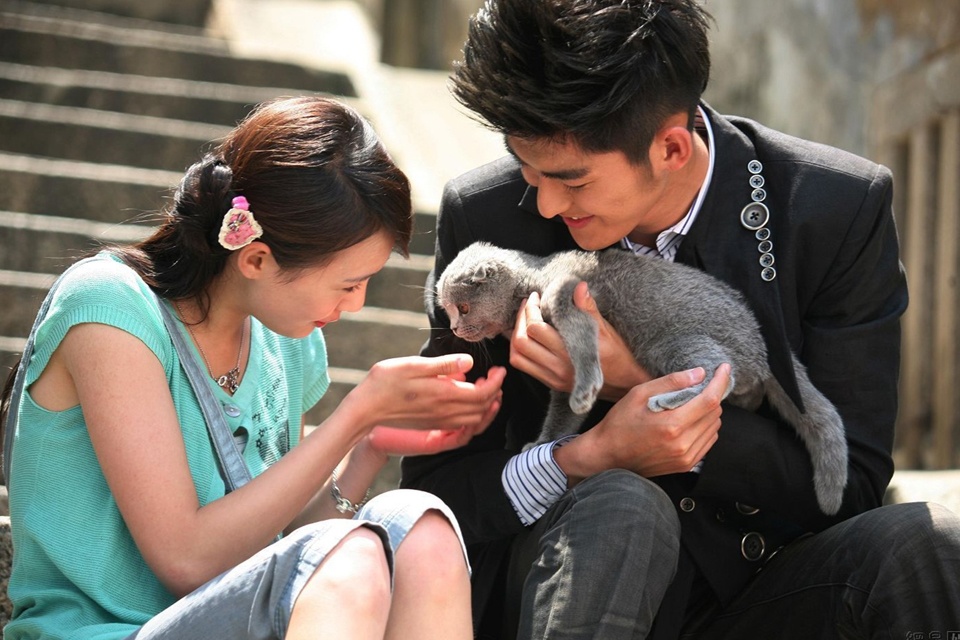  Trong bộ phim này, Trương Hàn và Trịnh Sảng có không ít những cảnh quay tình cảm lãng mạn nhưng cũng không kém phần hài hước khiến người xem không khỏi bật cười.