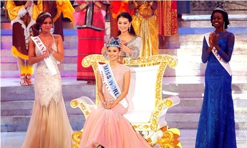 Megan Young, hoa hậu Philippines đầu tiên đăng quang Hoa hậu Thế giới.
