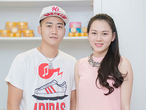 Ngoc Thach sap sinh quy tu cho chong thieu gia hinh anh