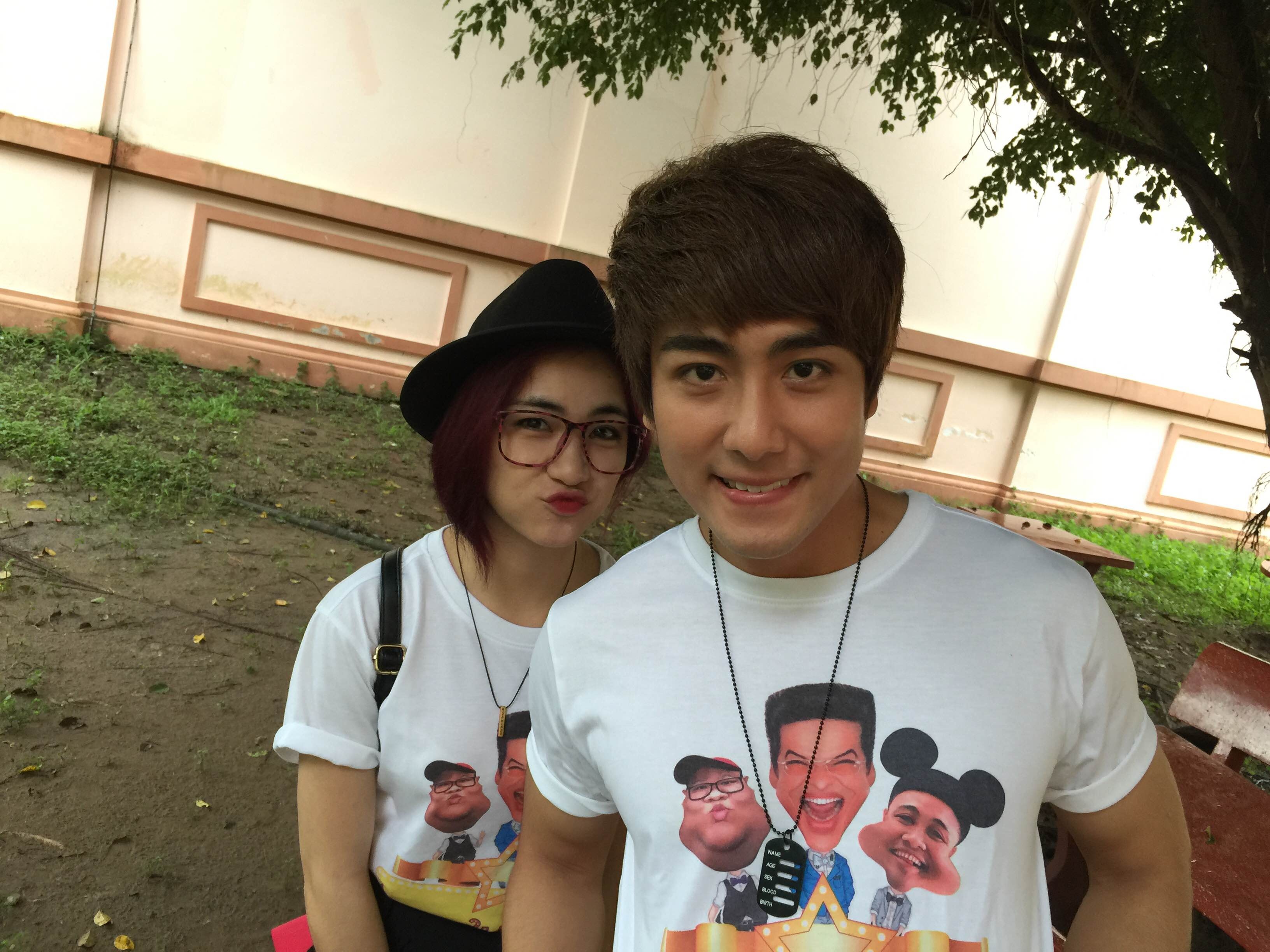 Hoa Minzy tinh tu voi thanh vien nhom La Thang hinh anh