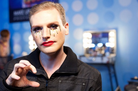 Kyo York trong gameshow Gương mặt thân quen.