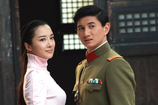 Ngô Kỳ Long cũng không kém cạnh dàn mỹ nam lung linh khác với vai Liễu Mạc Nguyên trong Thánh đường phong vân.