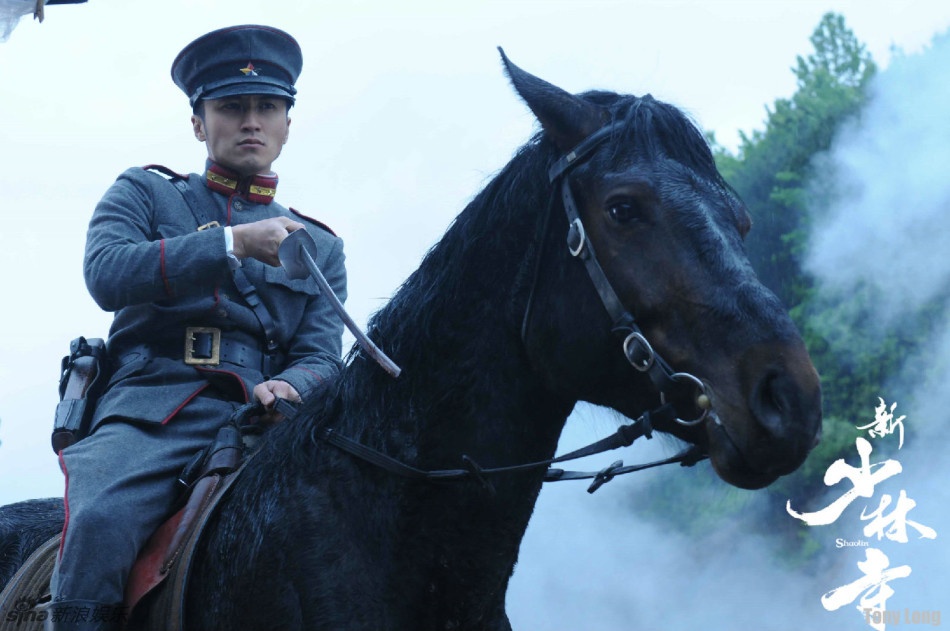 Vẻ điển trai “ngời ngời” của Tạ Đình Phong không thể khiến khán giả hết ghét trong Tân Thiếu Lâm Tự. 