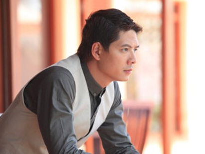 Binh Minh chia se ve chuyen ngoai tinh hinh anh