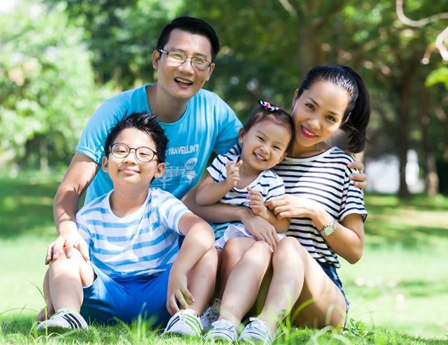 Hoang Bach: 'Dai gia, chan dai cung co luc kho so vi tien' hinh anh