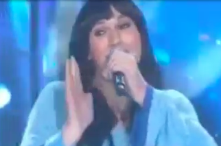 'Dong song xanh' - Be Uyen Nhi va Kyo York hinh anh