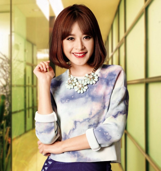 Chi Pu tự nhận, cô đã nỗ lực để thay đổi vẻ ngoài theo phong cách cá tính, năng động, không còn là cô nàng kẹo ngọt như thời tham gia Miss Teen 2009.