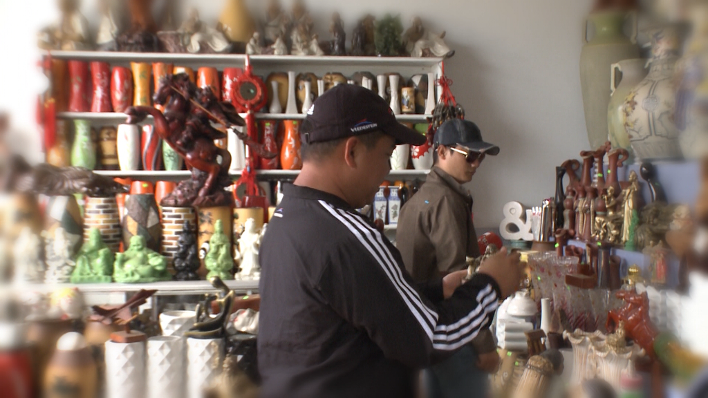 Tap 7 - cac bo kiem tien mua ve tau hinh anh