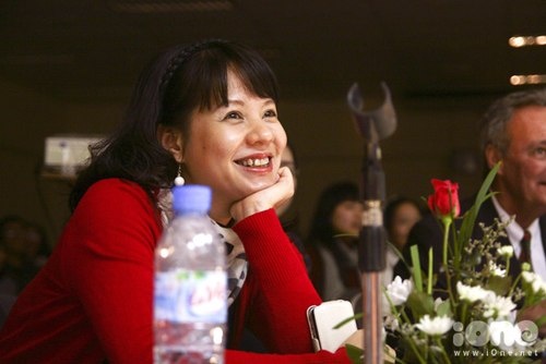 Diem Quynh vao vai nguoi chuyen gioi hinh anh