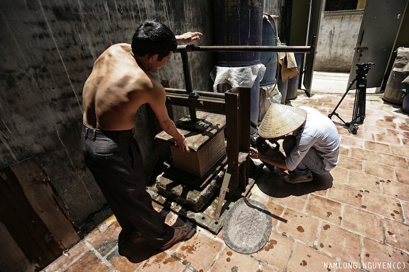 Tận tuỵ ghi hình bất kể địa điểm...