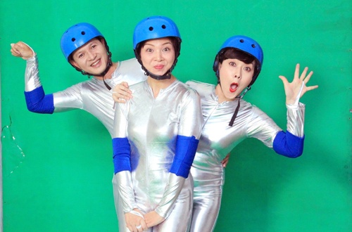 Vong tuong doi - Nguoi di xuyen tuong hinh anh