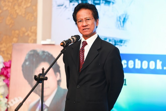 Danh ca Chế Linh.