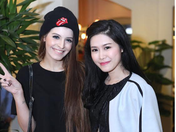 Andrea Aybar do sac ben ba xa Dang Khoi hinh anh