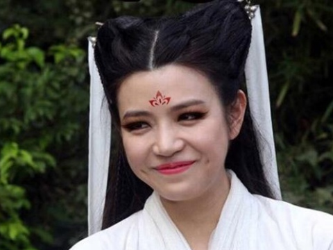 Dan sao Hoa ngu bi che nhao ghep phan mem Vo Tac Thien hinh anh