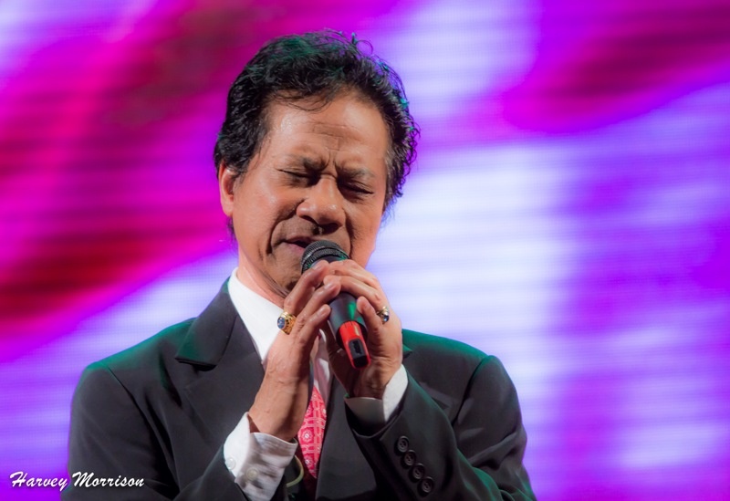 Che Linh - Quang Le lan dau song ca tai Dak Lak hinh anh