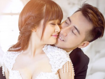 Nhac si OnlyC ke chuyen tinh dep nhu phim voi ba xa hot girl hinh anh